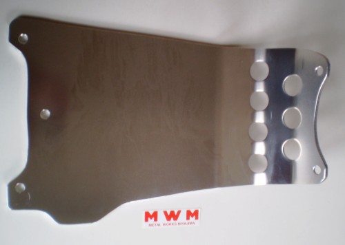 MWM アンダーガード